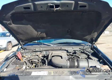 2002 Ford F-150 Lariat/Xlt from USA, damaged, VIN 1FTRW08L02KD19328